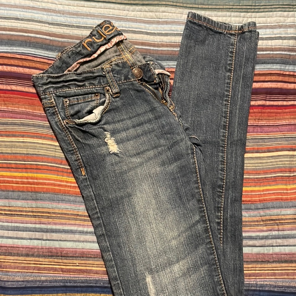 Skinny jeans